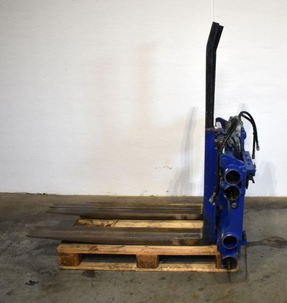 DURWEN DPK 35 C - Forks for Material handling equipment: picture 3 DURWEN DPK 35 C - Forks for Material handling equipment: picture 3
