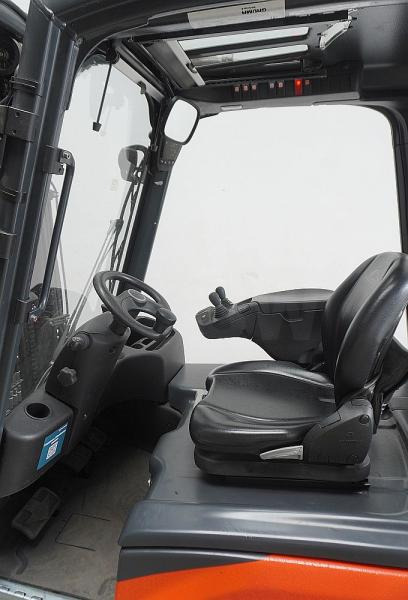 Linde E 16 EVO 386-02 - Electric forklift: picture 3 Linde E 16 EVO 386-02 - Electric forklift: picture 3