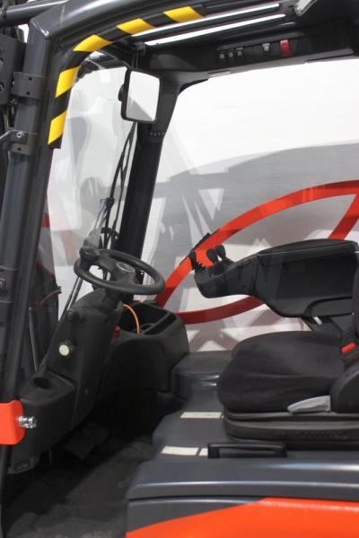 Linde E 18 L EVO 386-02 - Electric forklift: picture 4 Linde E 18 L EVO 386-02 - Electric forklift: picture 4