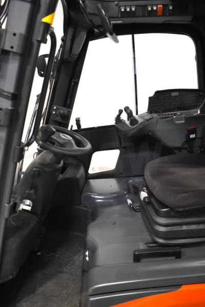Linde E 18 L EVO 386-02 - Electric forklift: picture 3 Linde E 18 L EVO 386-02 - Electric forklift: picture 3