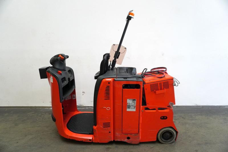 Linde P 30 132 - Tow tractor: picture 4 Linde P 30 132 - Tow tractor: picture 4