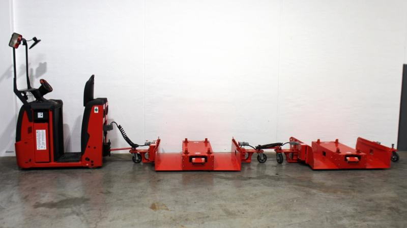 Linde P 40 C 4595-00 - Tow tractor: picture 3 Linde P 40 C 4595-00 - Tow tractor: picture 3