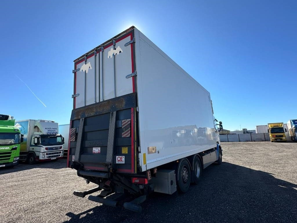 Scania R450LB6X2*4MNB serie 6441 - Refrigerator truck: picture 4 Scania R450LB6X2*4MNB serie 6441 - Refrigerator truck: picture 4