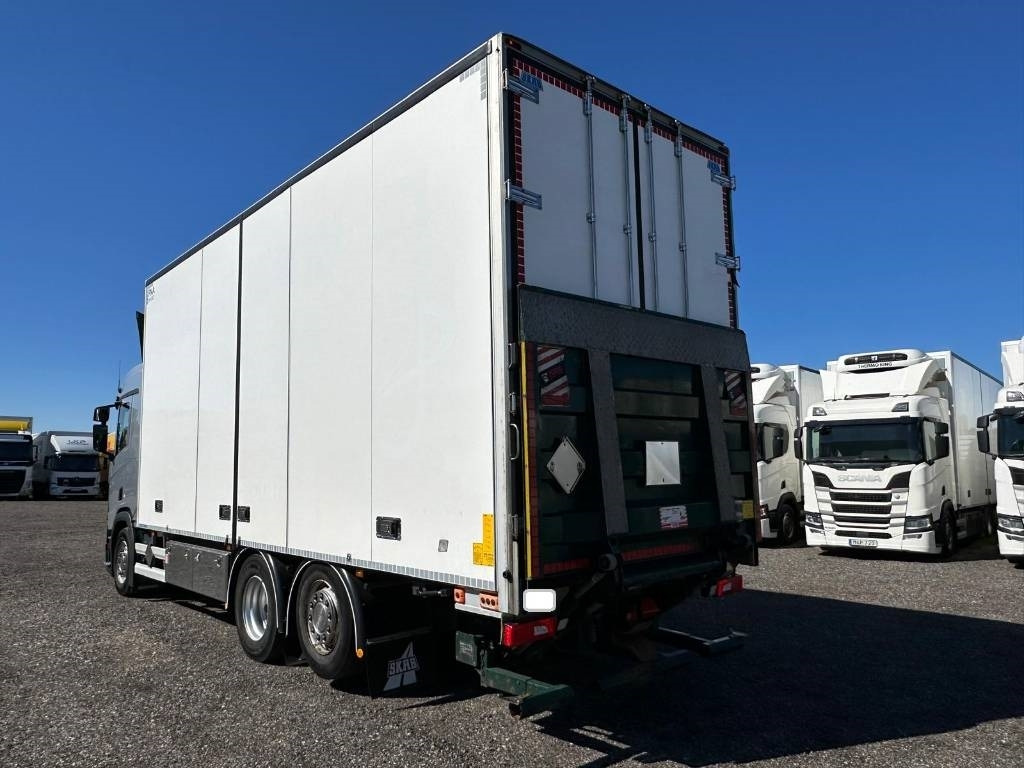 Scania R500B6X2*4NB serie 0633 - Refrigerator truck: picture 4 Scania R500B6X2*4NB serie 0633 - Refrigerator truck: picture 4