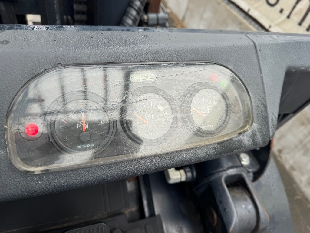 Doosan D 40 SC-7 - Diesel forklift: picture 4 Doosan D 40 SC-7 - Diesel forklift: picture 4