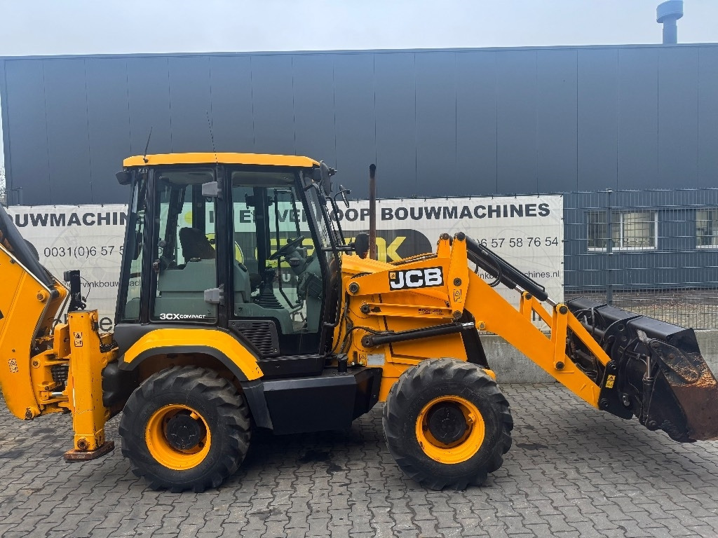 JCB 3CX compact - Backhoe loader: picture 3 JCB 3CX compact - Backhoe loader: picture 3