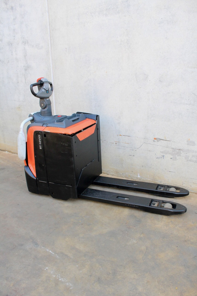 BT LPE 200 - Pallet truck: picture 4 BT LPE 200 - Pallet truck: picture 4