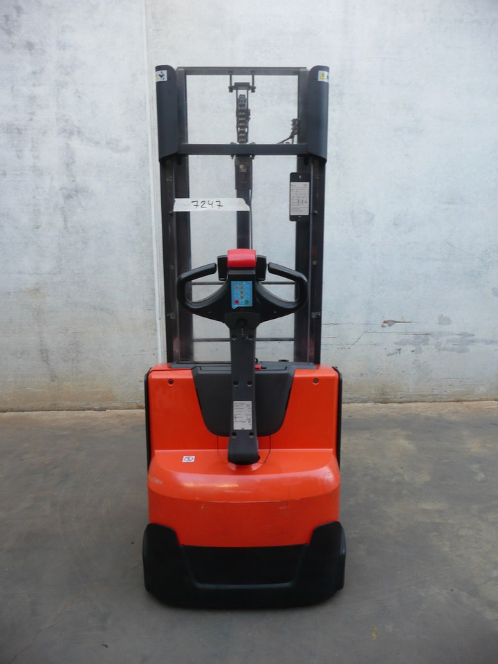 BT SWE 100 - Stacker: picture 5 BT SWE 100 - Stacker: picture 5