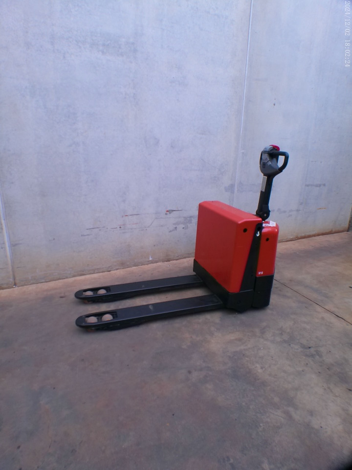 BT W 18 - Pallet truck: picture 2 BT W 18 - Pallet truck: picture 2