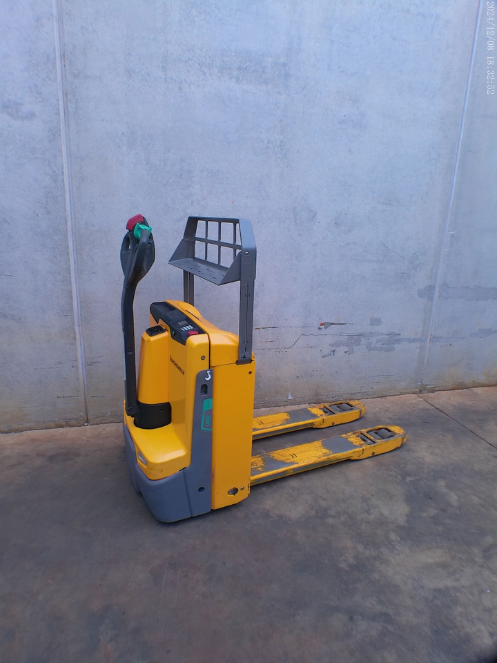 Jungheinrich EJE 116 LI-ION - Pallet truck: picture 3 Jungheinrich EJE 116 LI-ION - Pallet truck: picture 3