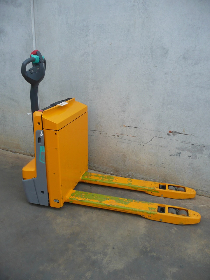Jungheinrich EJE 116i LI-ION - Pallet truck: picture 4 Jungheinrich EJE 116i LI-ION - Pallet truck: picture 4