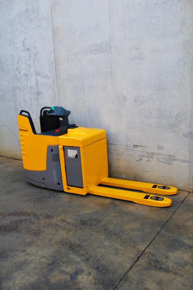 Jungheinrich ERE 225 - Pallet truck: picture 4 Jungheinrich ERE 225 - Pallet truck: picture 4