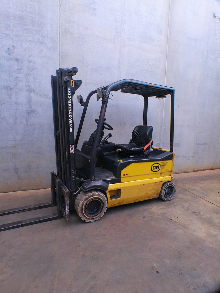 OM XE 20ac - Electric forklift: picture 3 OM XE 20ac - Electric forklift: picture 3