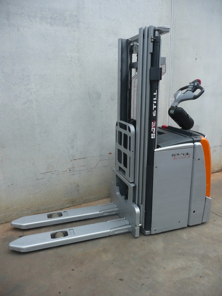 Still EXV-SF16 - Stacker: picture 2 Still EXV-SF16 - Stacker: picture 2