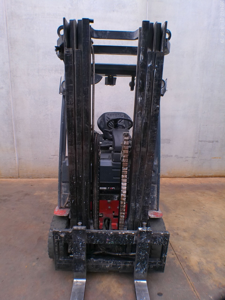 Toyota 8FBE15T - Electric forklift: picture 5 Toyota 8FBE15T - Electric forklift: picture 5