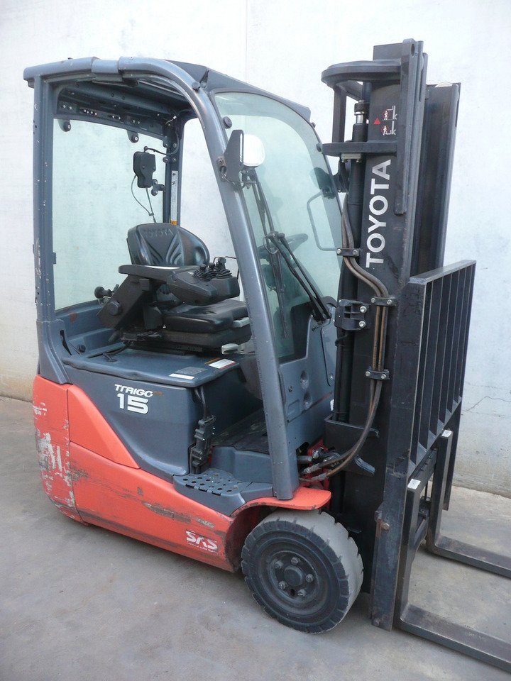 Toyota 8FBE15T - Electric forklift: picture 1 Toyota 8FBE15T - Electric forklift: picture 1