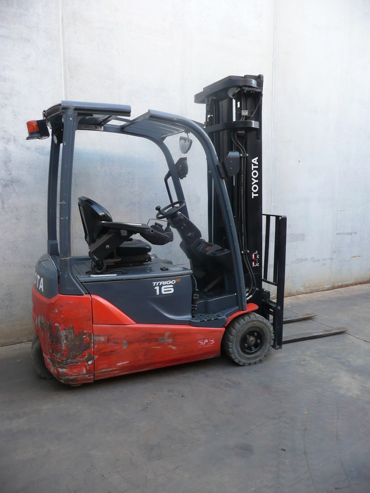 Toyota 8FBE16T - Electric forklift: picture 2 Toyota 8FBE16T - Electric forklift: picture 2