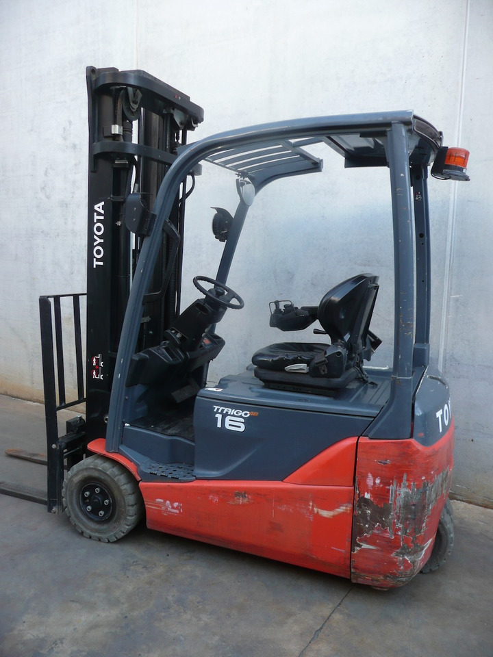 Toyota 8FBE16T - Electric forklift: picture 4 Toyota 8FBE16T - Electric forklift: picture 4