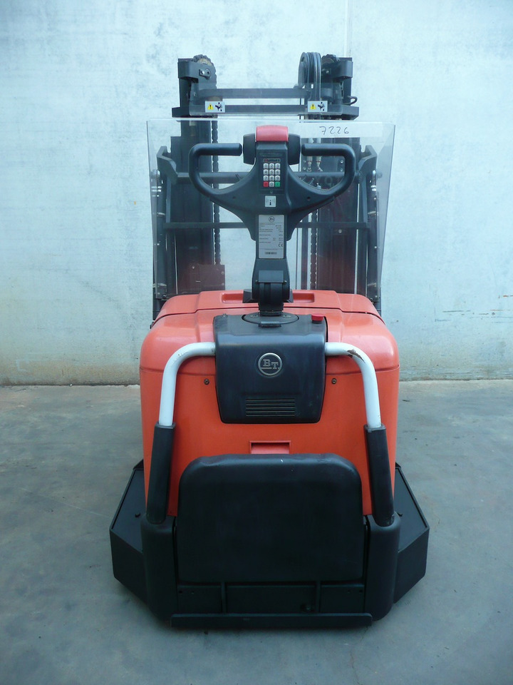 Toyota SPE 120 XR - Stacker: picture 5 Toyota SPE 120 XR - Stacker: picture 5