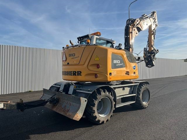 ''Inkommande'' Liebherr A 910 Compact - Wheel excavator: picture 5 ''Inkommande'' Liebherr A 910 Compact - Wheel excavator: picture 5