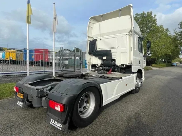 DAF CF 400 FT CF 400 Spacecab tractor head Top Condition - Tractor unit: picture 5 DAF CF 400 FT CF 400 Spacecab tractor head Top Condition - Tractor unit: picture 5