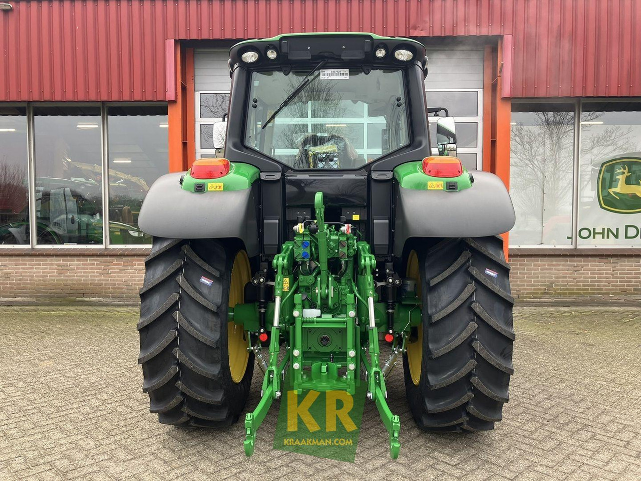 6090M John Deere - Farm tractor: picture 4 6090M John Deere - Farm tractor: picture 4