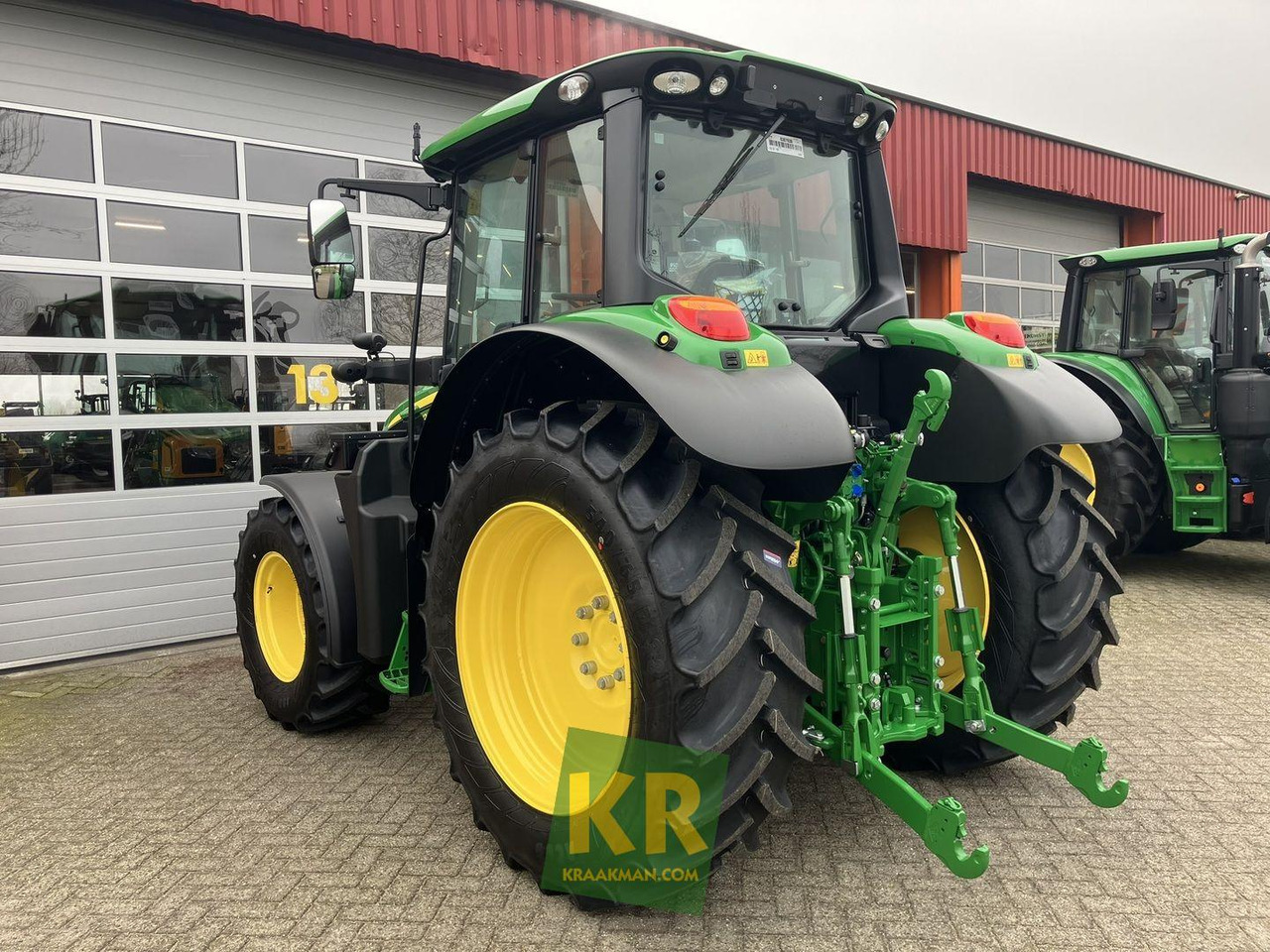 6090M John Deere - Farm tractor: picture 5 6090M John Deere - Farm tractor: picture 5