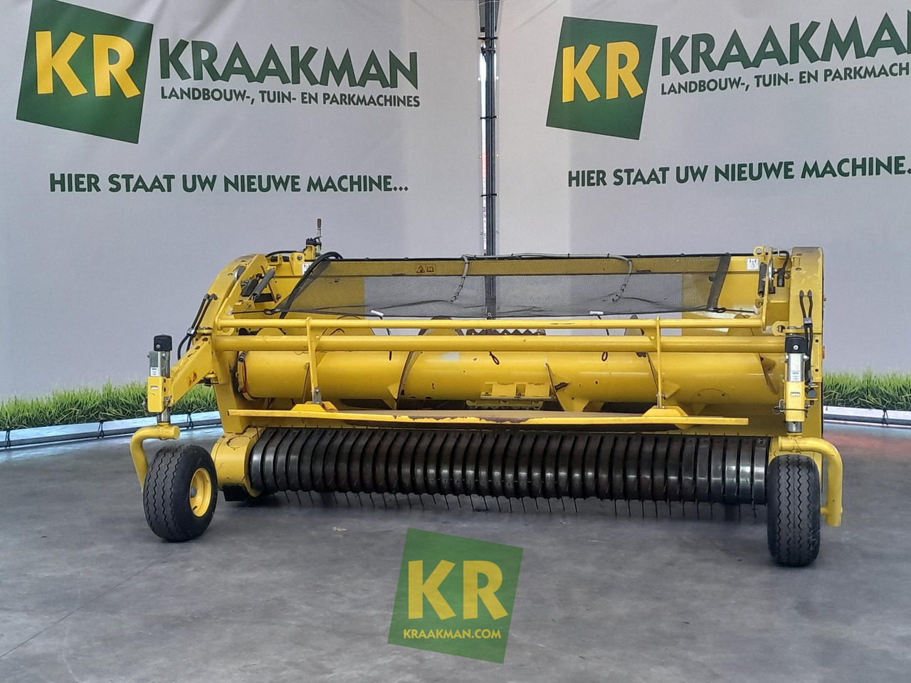 630C John Deere - Forage harvester attachment: picture 1 630C John Deere - Forage harvester attachment: picture 1