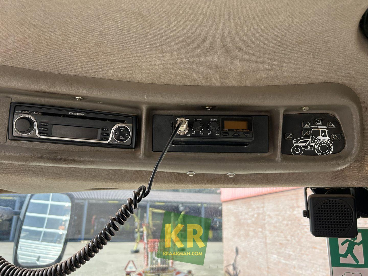 Farm tractor Case IH International Puma 140: picture 15