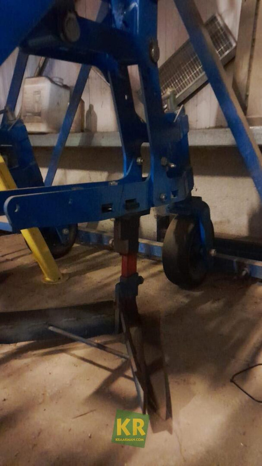 Econet Carré - Soil tillage equipment: picture 2 Econet Carré - Soil tillage equipment: picture 2