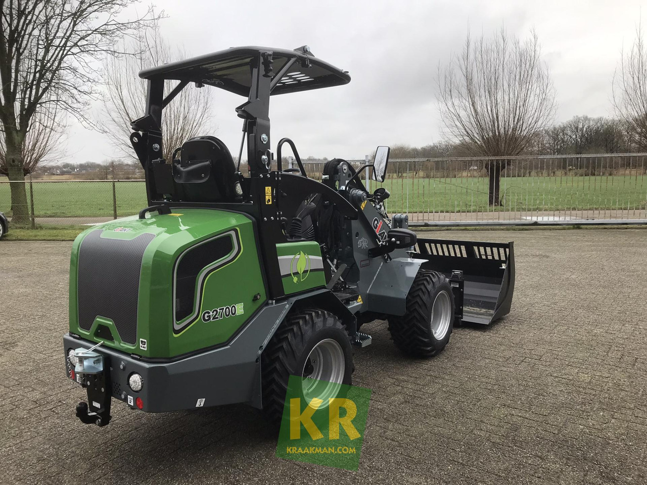 G2700E Giant - Compact loader: picture 4 G2700E Giant - Compact loader: picture 4