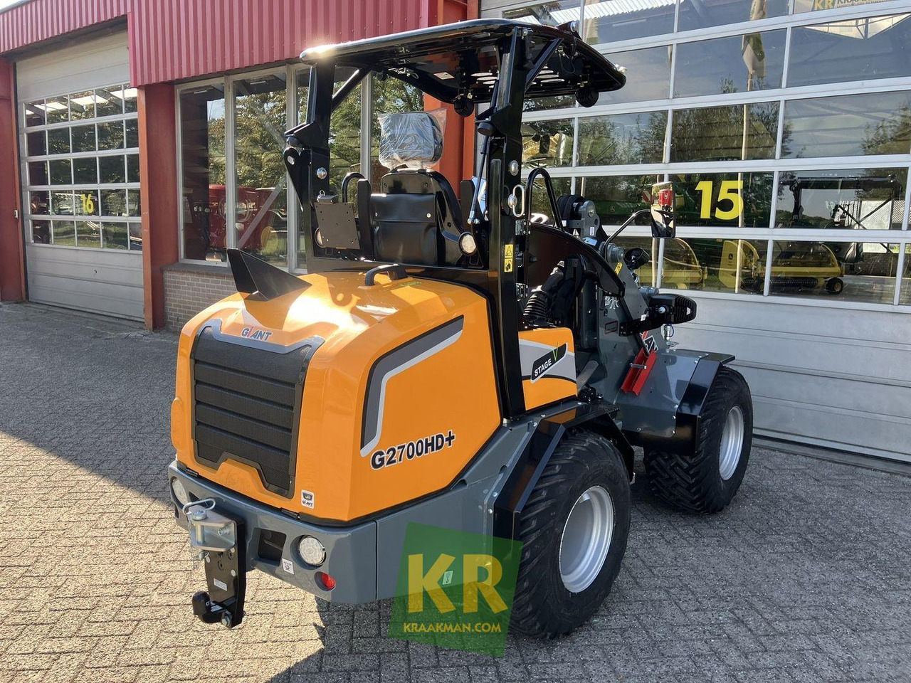 Giant G2700 HD+ - Compact loader: picture 4 Giant G2700 HD+ - Compact loader: picture 4