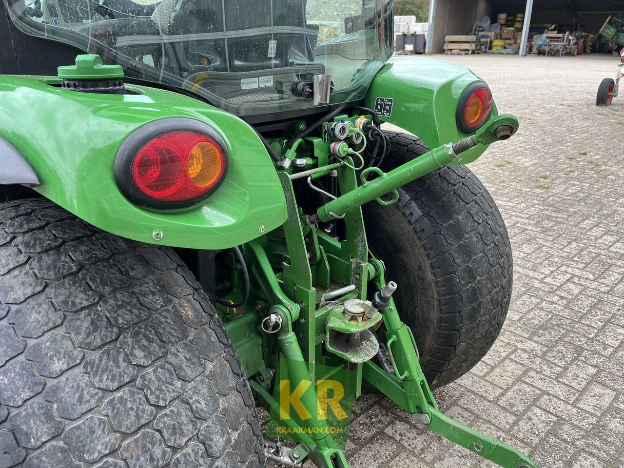 John Deere 3038R - Compact tractor: picture 5 John Deere 3038R - Compact tractor: picture 5