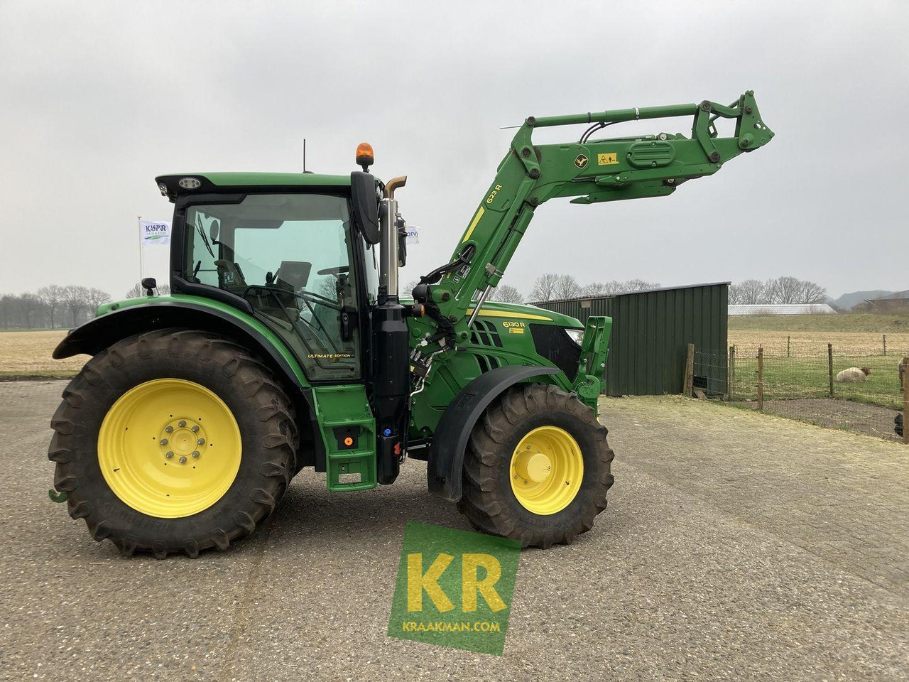John Deere 6130R - Farm tractor: picture 3 John Deere 6130R - Farm tractor: picture 3