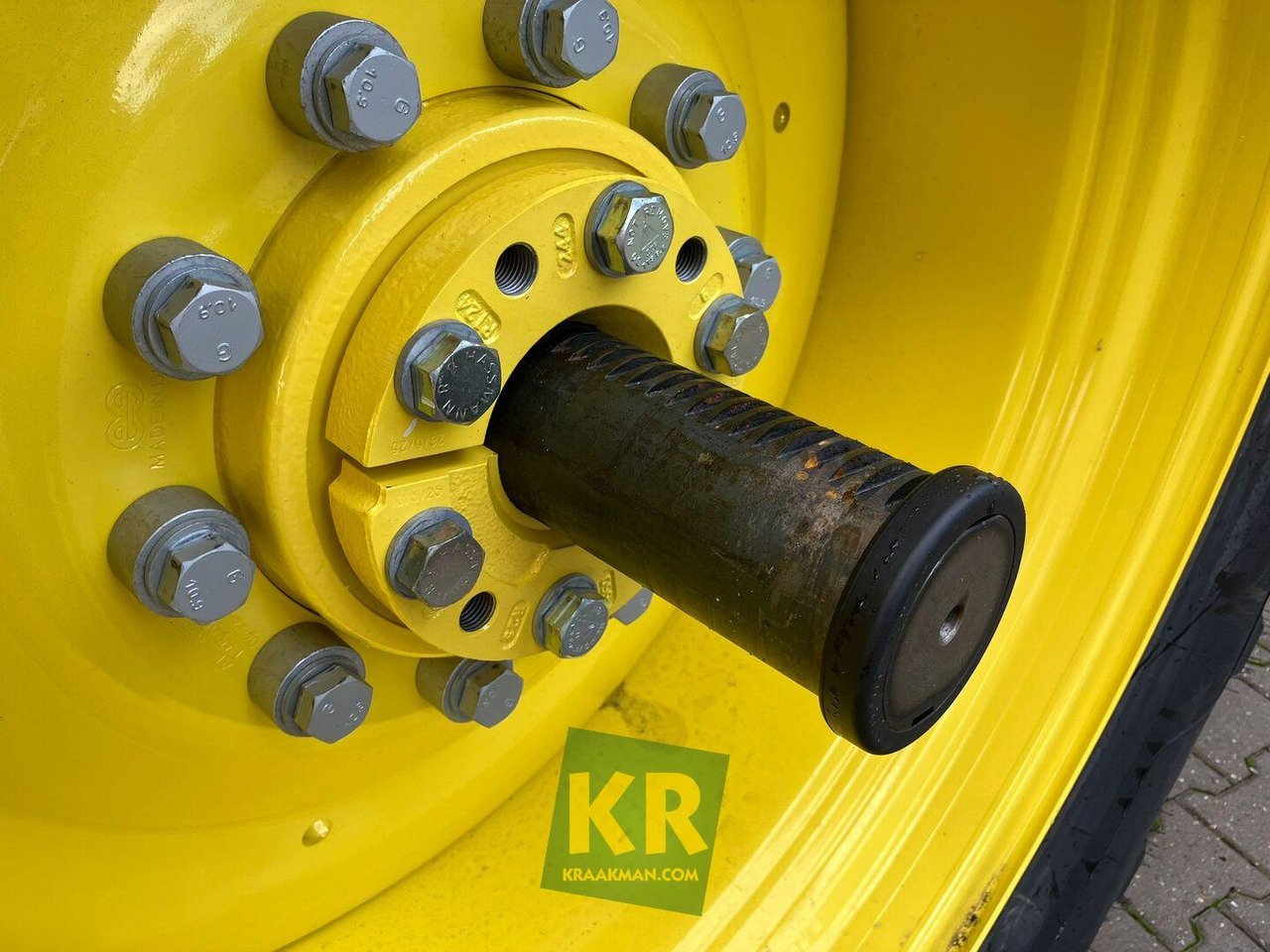 John Deere 6M 155  - Farm tractor: picture 3 John Deere 6M 155  - Farm tractor: picture 3