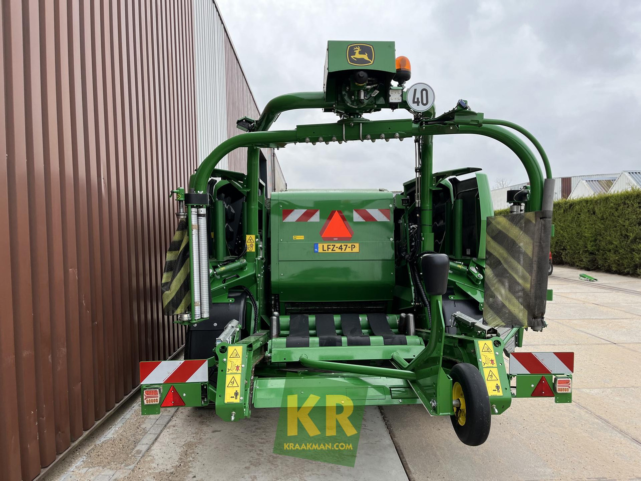 John Deere C441R  - Round baler: picture 4 John Deere C441R  - Round baler: picture 4