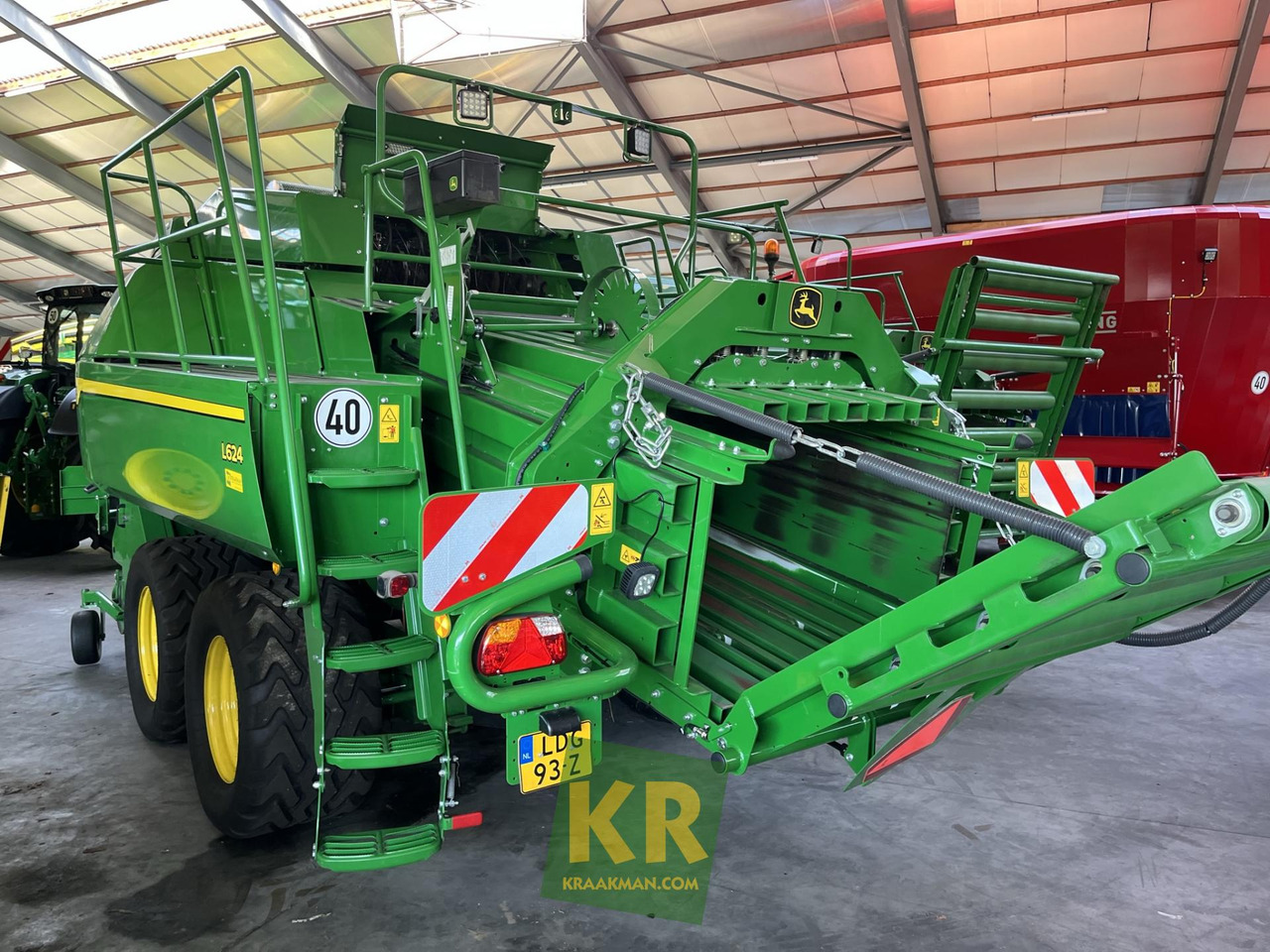 John Deere L624 - Square baler: picture 2 John Deere L624 - Square baler: picture 2