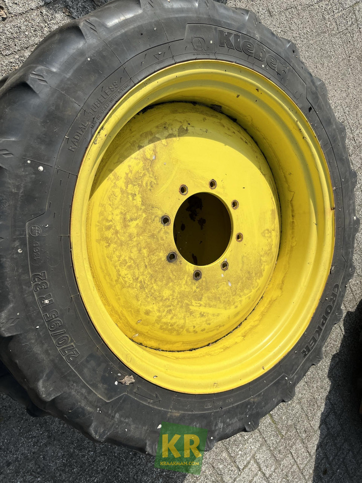 Kleber 270/95R32 Cropker - Wheel and tire package for Agricultural machinery: picture 1 Kleber 270/95R32 Cropker - Wheel and tire package for Agricultural machinery: picture 1