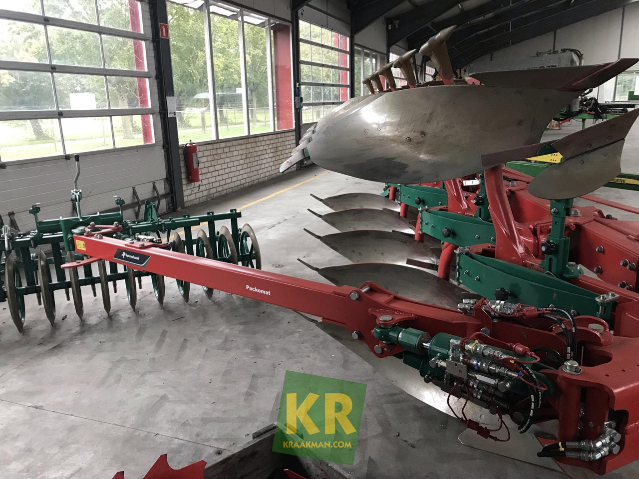 Kverneland 3300S Variomat - Plow: picture 5 Kverneland 3300S Variomat - Plow: picture 5