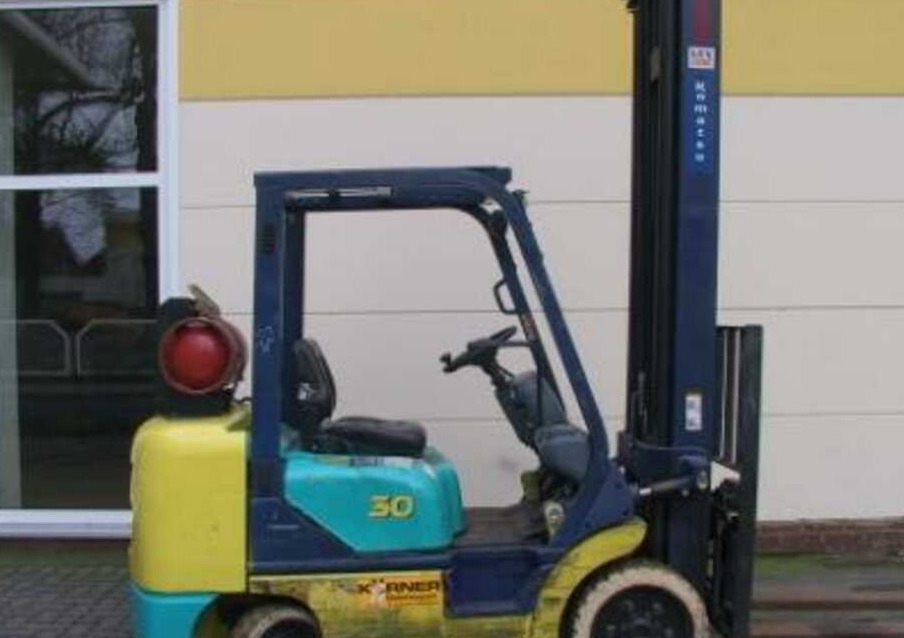 Komatsu FG30ST-12 - LPG forklift: picture 1 Komatsu FG30ST-12 - LPG forklift: picture 1