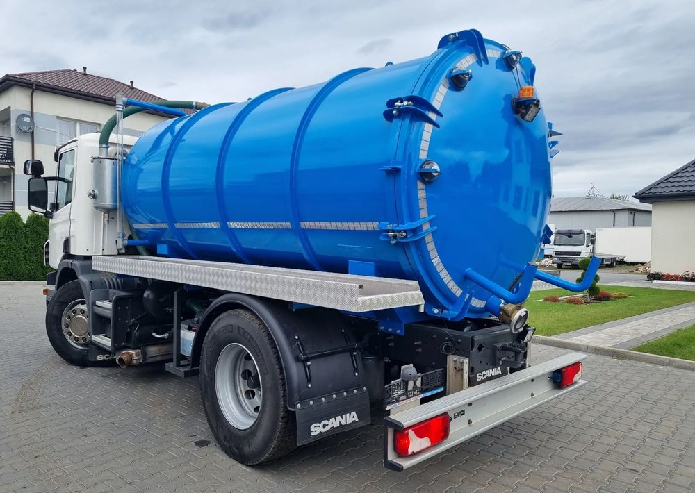 Scania P360 - Garbage truck: picture 3 Scania P360 - Garbage truck: picture 3