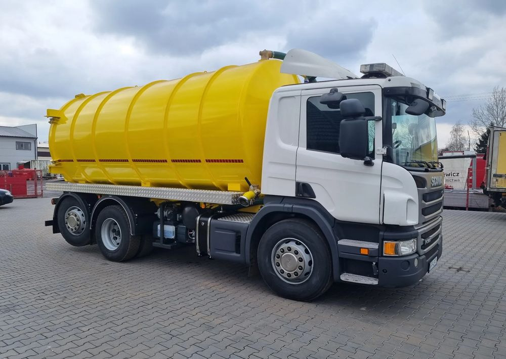 Scania P360 - Garbage truck: picture 2 Scania P360 - Garbage truck: picture 2