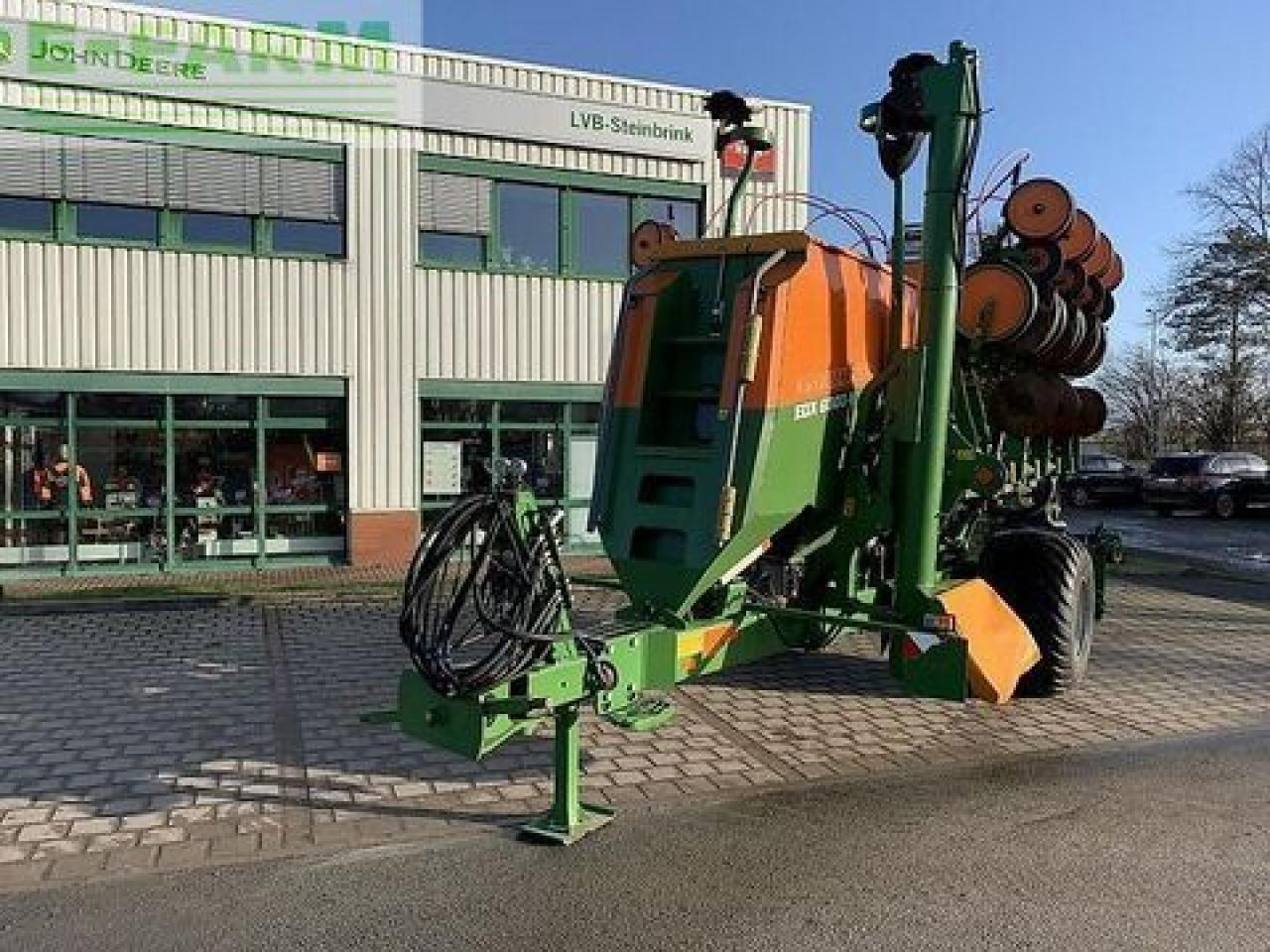 Amazone edx6000t - Precision sowing machine: picture 1 Amazone edx6000t - Precision sowing machine: picture 1