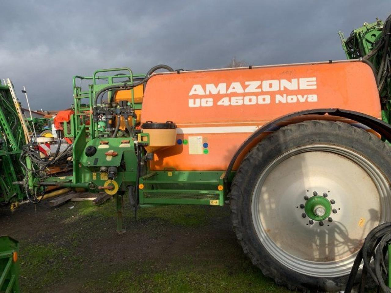 Amazone ug 4500 nova - Trailed sprayer: picture 2 Amazone ug 4500 nova - Trailed sprayer: picture 2