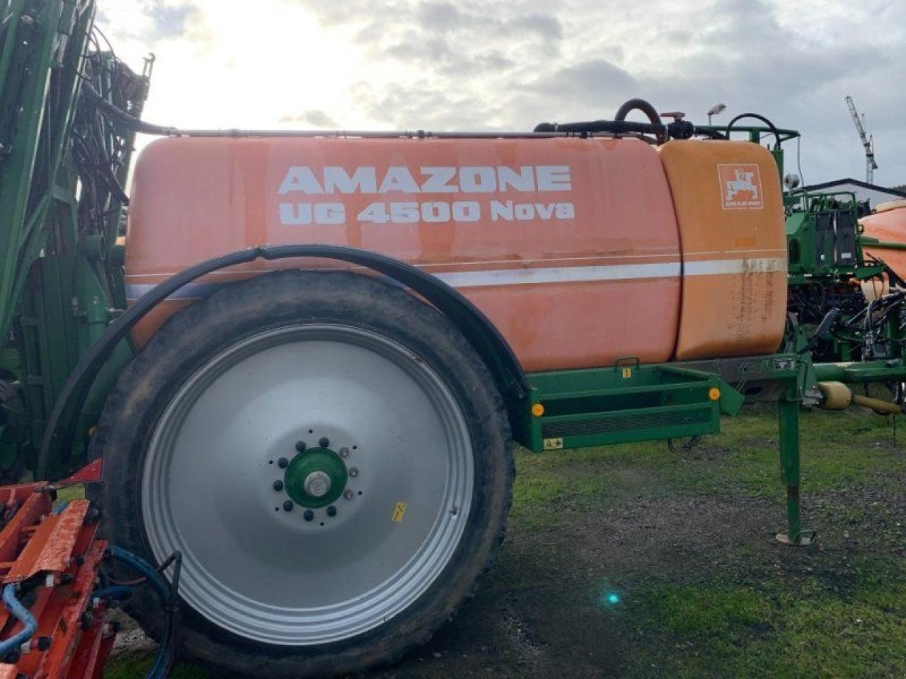 Amazone ug 4500 nova - Trailed sprayer: picture 3 Amazone ug 4500 nova - Trailed sprayer: picture 3