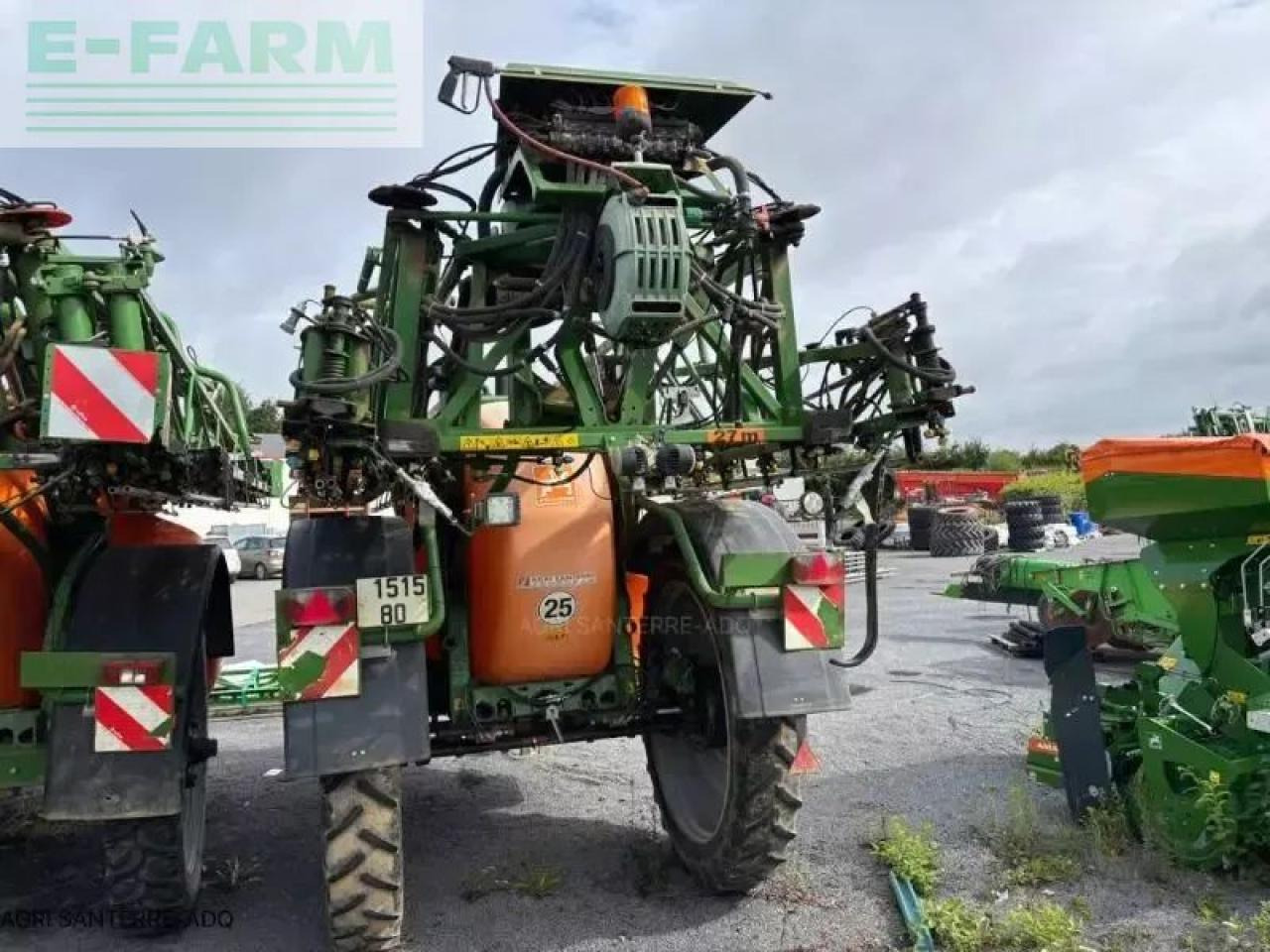 Amazone ux 3200 - Trailed sprayer: picture 5 Amazone ux 3200 - Trailed sprayer: picture 5