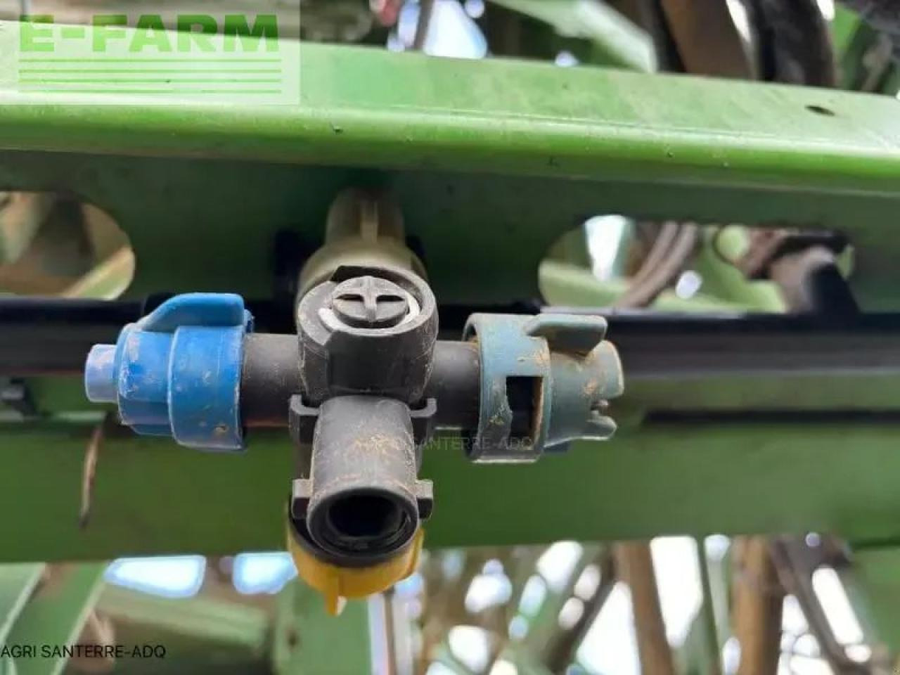 Amazone ux 4200 - Trailed sprayer: picture 5 Amazone ux 4200 - Trailed sprayer: picture 5