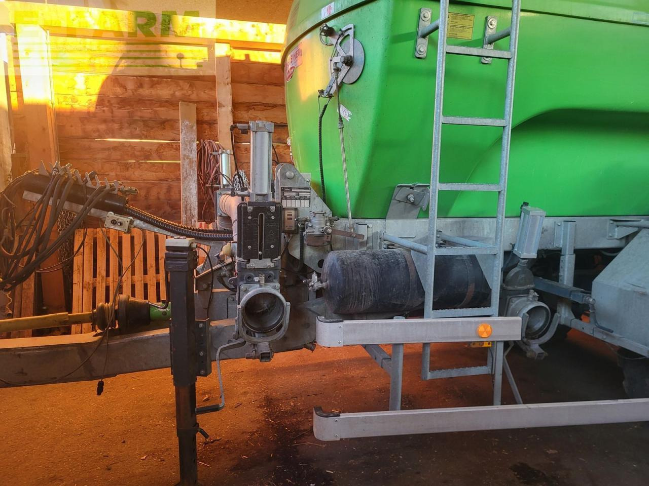 Bauer poly 140 - Slurry tanker: picture 4 Bauer poly 140 - Slurry tanker: picture 4