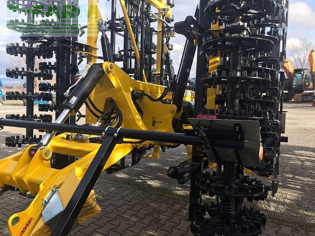 Bednar swifter so 6000 profi - Combine seed drill: picture 5 Bednar swifter so 6000 profi - Combine seed drill: picture 5