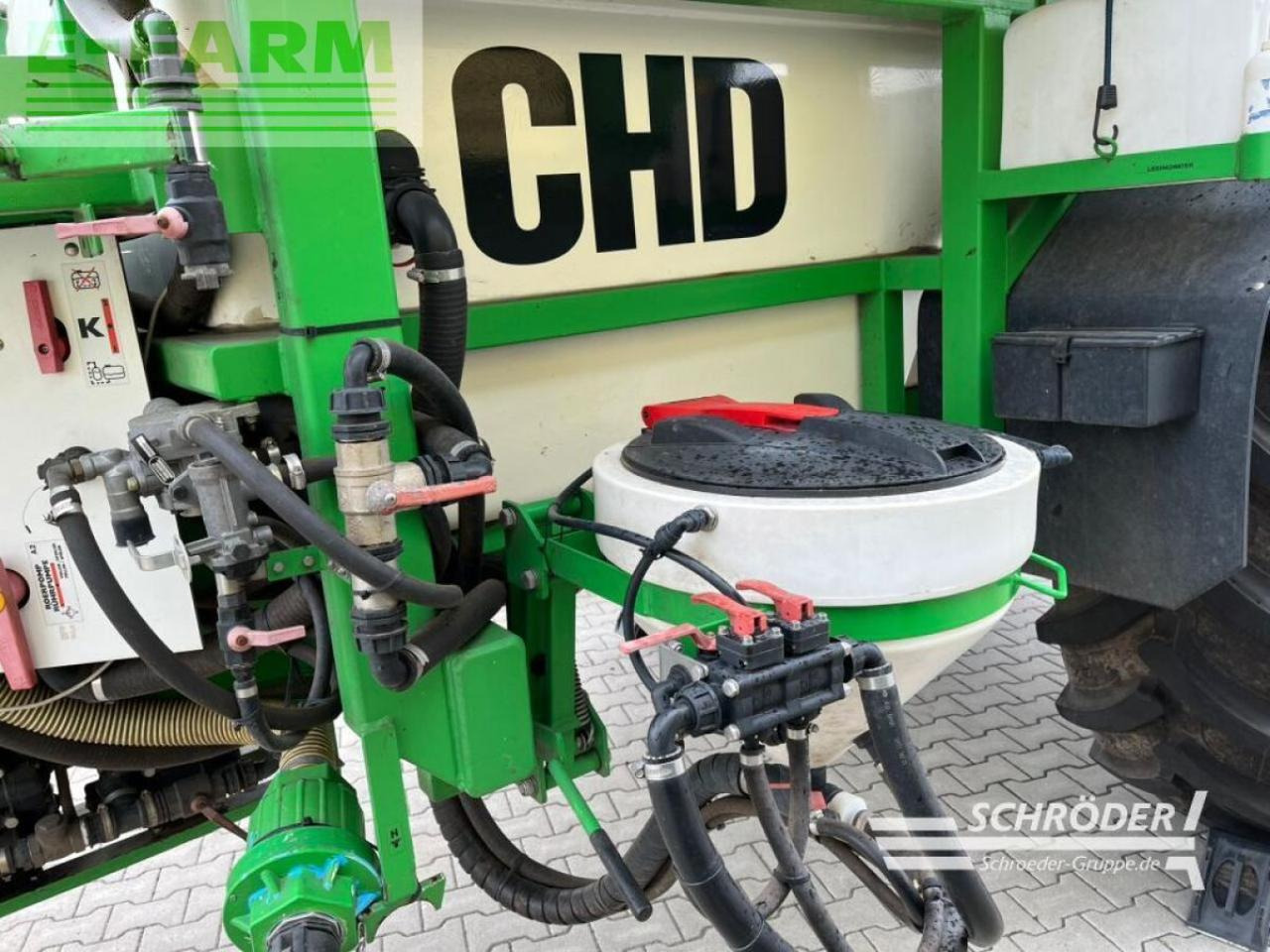 CHD f 5242 - Trailed sprayer: picture 3 CHD f 5242 - Trailed sprayer: picture 3